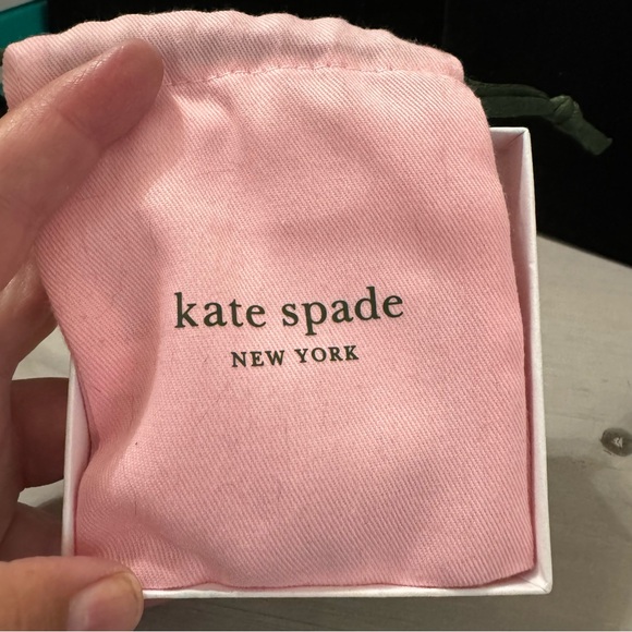 🎁 Kate Spade Star Huggies and Stud Set - Picture 3 of 6